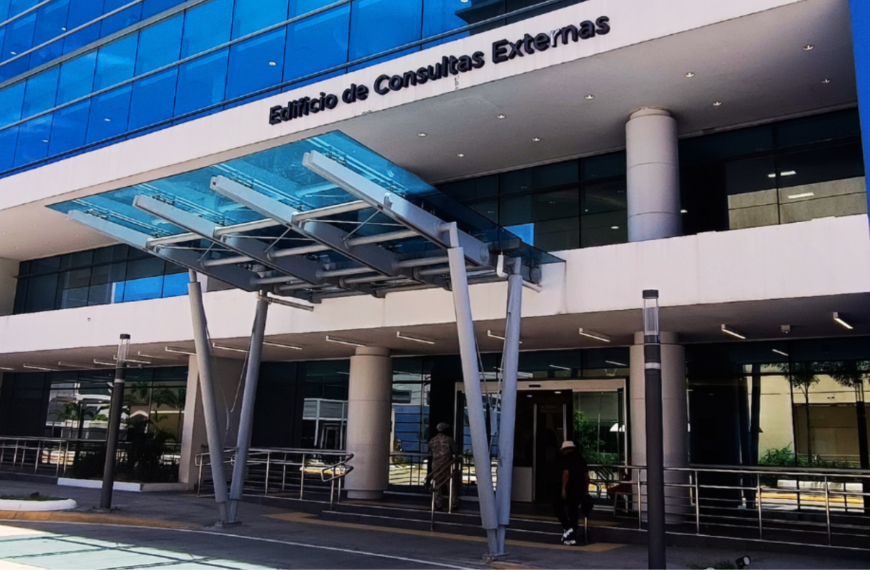 El Centro Especializado de Atención Ambulatoria en Salud Dr. Nelson Astacio Ofrece Atención Dermatológica de Vanguardia