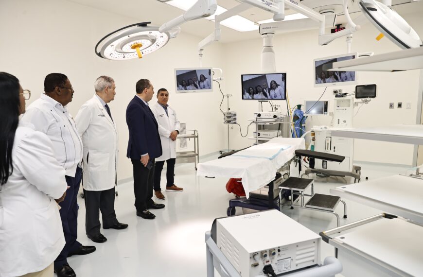 SNS incrementa 221.21% capacidad instalada UCI pediátrico con puesta en funcionamiento 18 nuevas camas Materno Infantil Dr. Julio M. Rodríguez