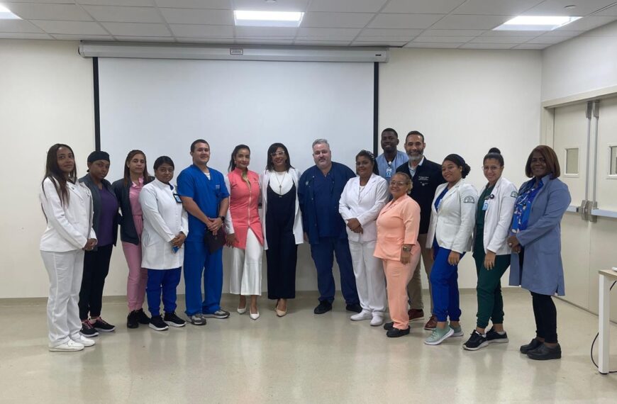 Centro Especializado de Atención Ambulatoria en Salud Dr. Nelson Astacio (CEASNA) ofrece charla sobre la Diabetes en la Atención Primaria