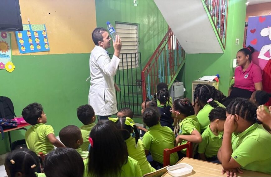 CEASNA promueve la alimentaci&oacute;n saludable en ni&ntilde;os con charla educativa en centro escolar