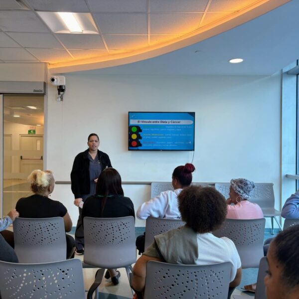CEASNA orienta a usuarios sobre nutrici&oacute;n y prevenci&oacute;n del c&aacute;ncer