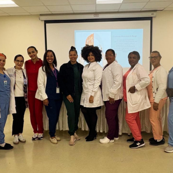 CEASNA fortalece capacidades del personal en abordaje de conductas alimentarias de riesgo