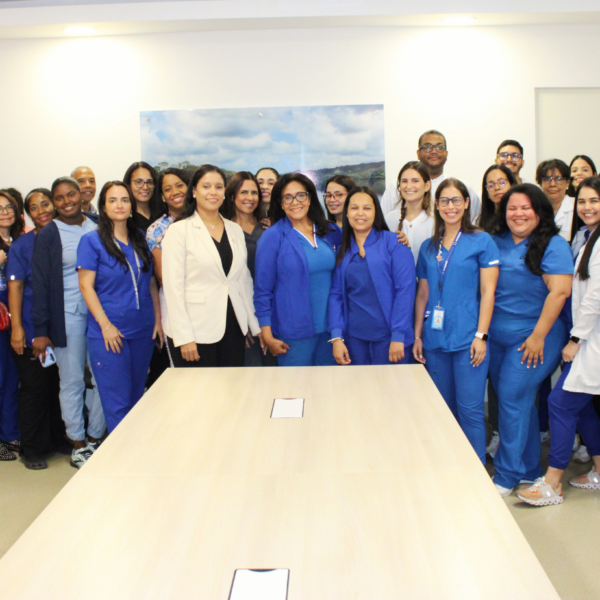 Personal m&eacute;dico de la Unidad de Odontolog&iacute;a del CEASNA recibe charla sobre interpretaci&oacute;n de anal&iacute;ticas
