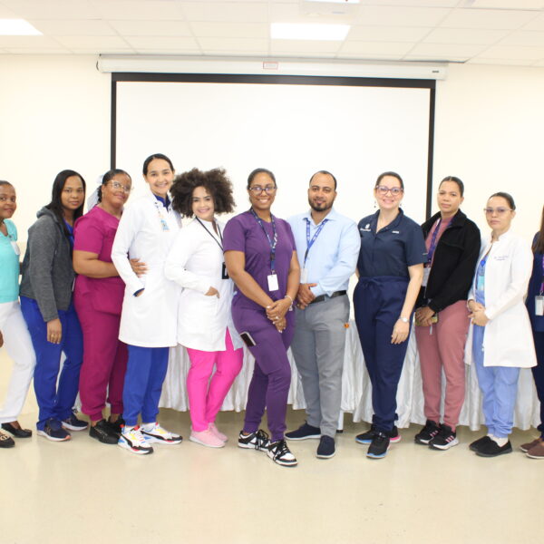 Profesionales de la salud del CEASNA y del Hospital Materno Infantil fortalecen conocimientos en nutrici&oacute;n cl&iacute;nica especializada